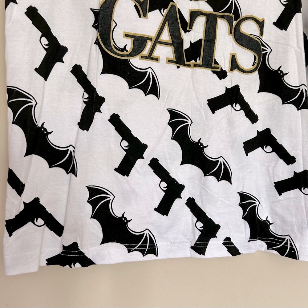 🆕 Bats & Gats Men’s White and Black Tank Top - Picture 6 of 9